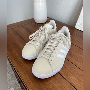adidas Grand Court shoes size 6.5